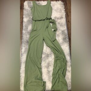 Chic Olive Green Sleeveless Jumpsuit